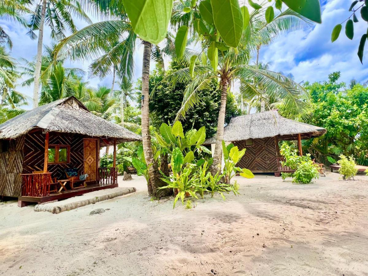 Marahuyo Siargao Hotel Catangnan Exterior photo