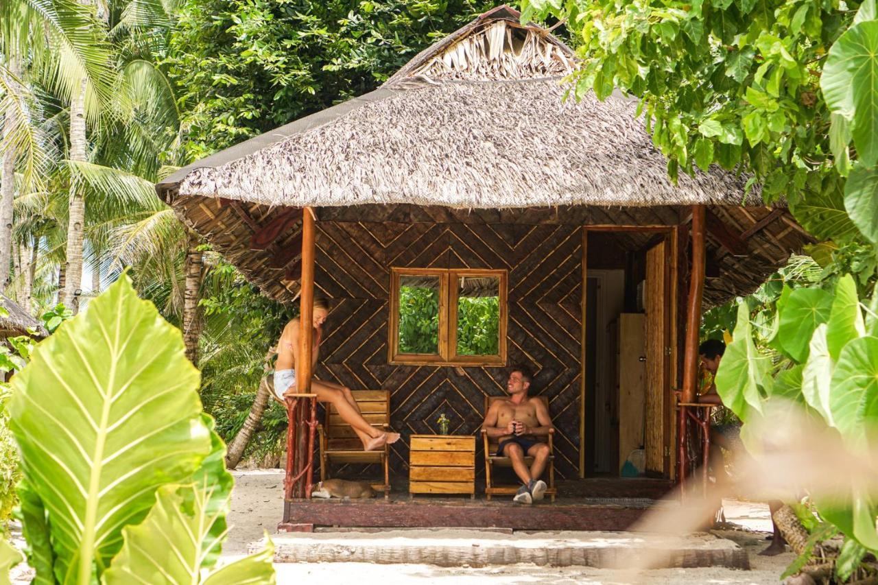 Marahuyo Siargao Hotel Catangnan Exterior photo